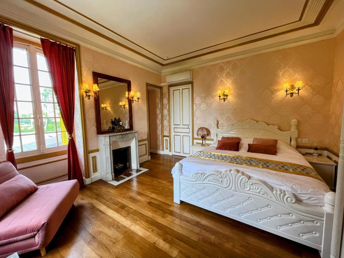 Chateau De Moliens ภายนอก รูปภาพ